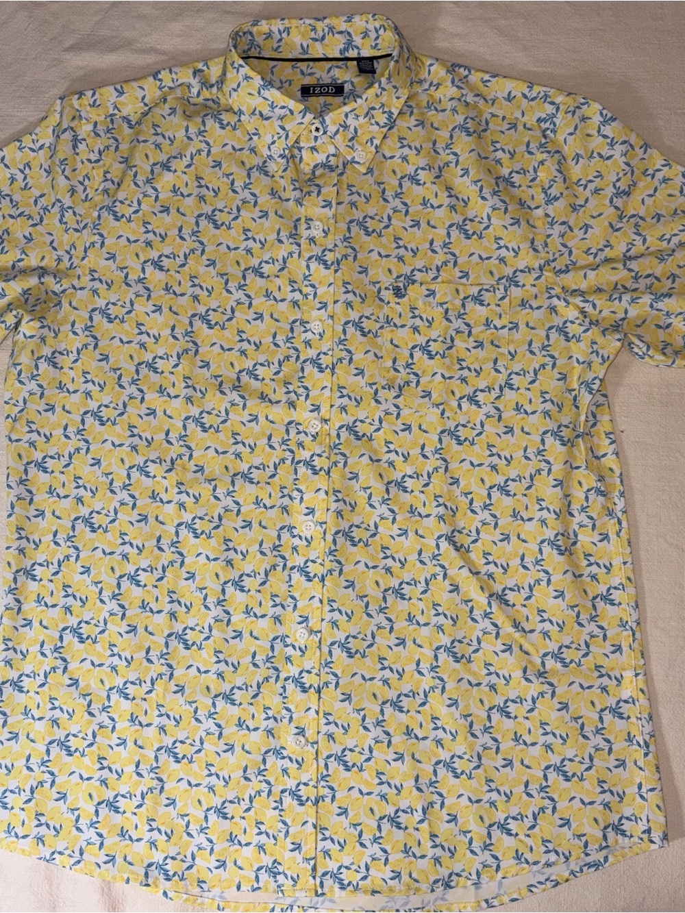IZOD Men’s Yellow Fruit Short-Sleeve Button-Up Shirt